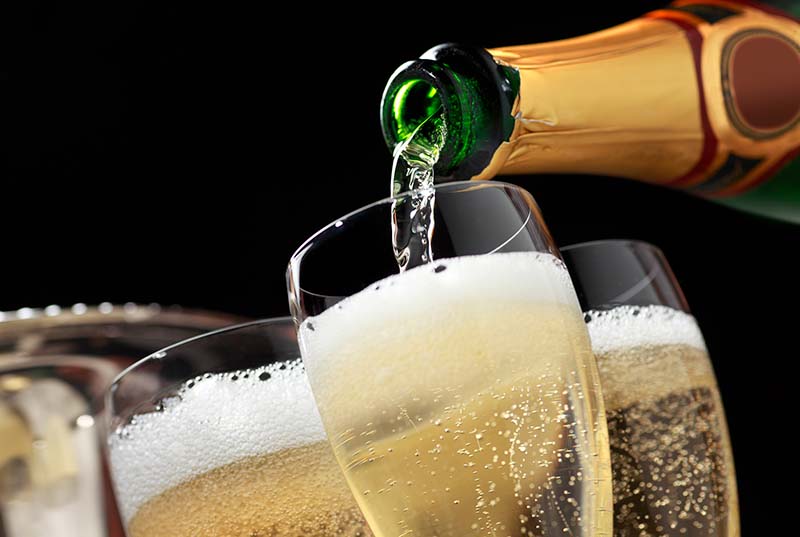 Sparkling Wines Market is Expected to Reach $51.7 Billion by 2027