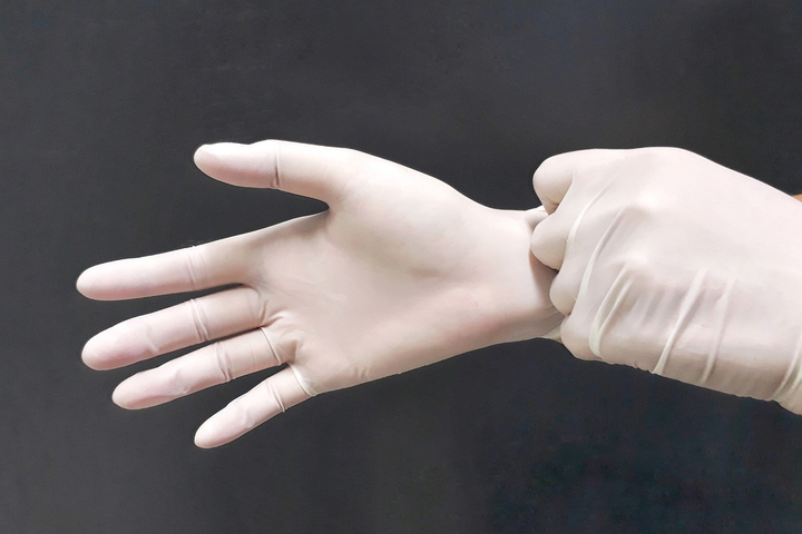 Cleanroom Disposable Gloves Market